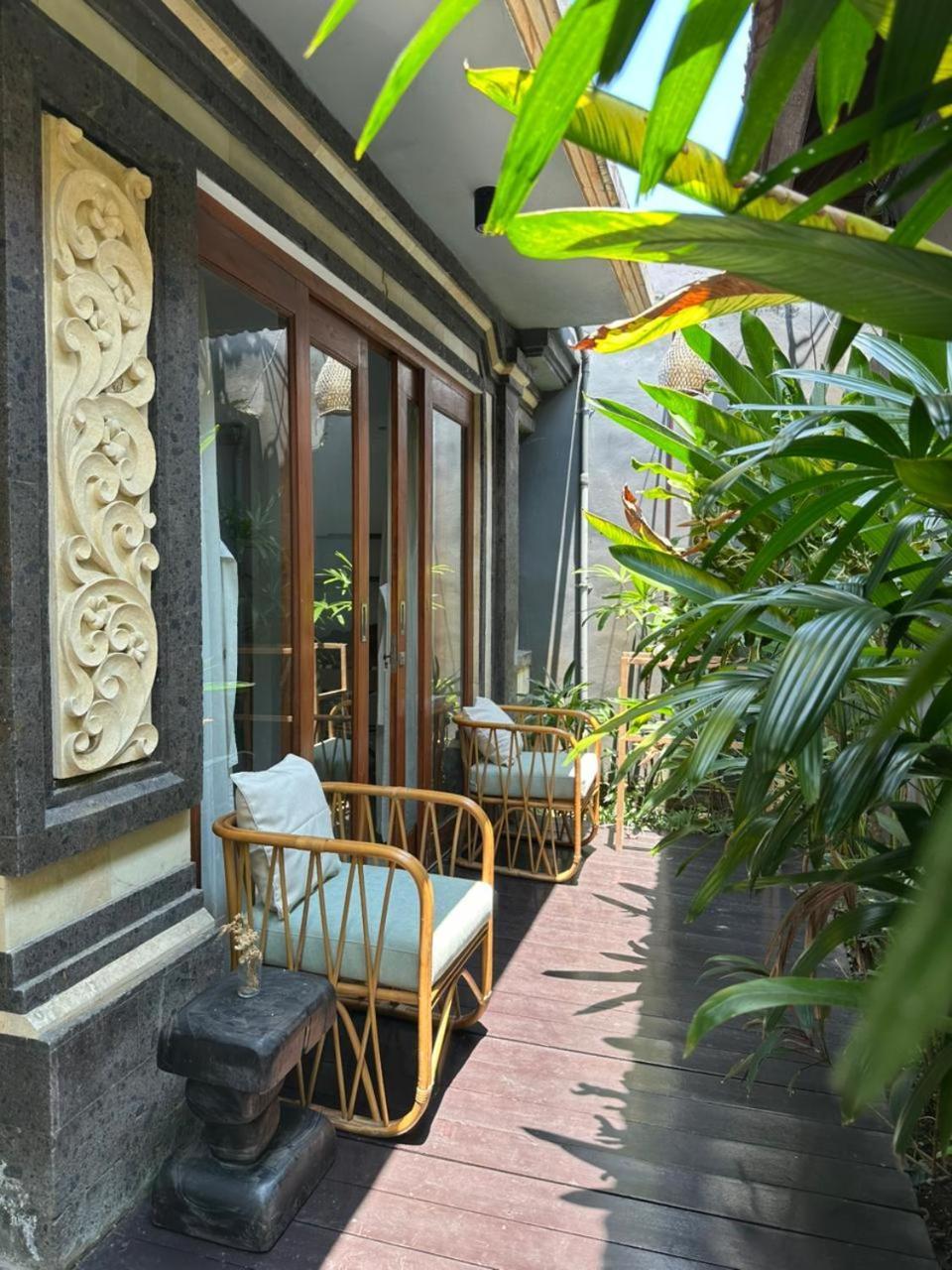 Homestay The Palm *